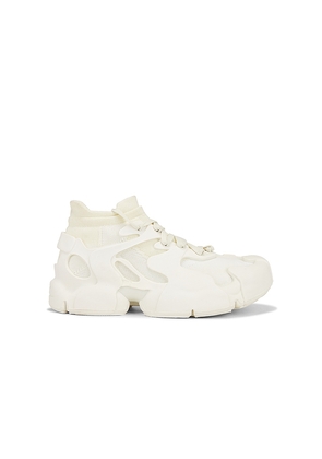 CamperLab Tossu Sneaker in Cream. Size 37. Also in 38, 39.