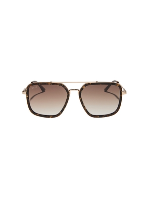 DIFF EYEWEAR Jordan Sunglasses in Brown.