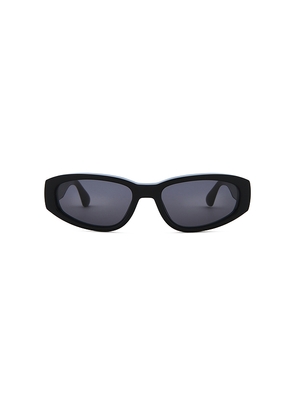 Chimi 09.3 Sunglasses in Black.