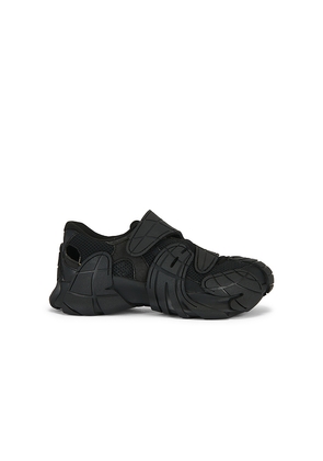 CamperLab Tormenta Sneaker in Black. Size 37. Also in 38, 39, 40, 41.