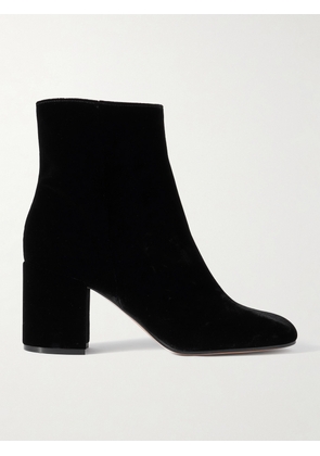 Gianvito Rossi - Joelle 70 Velvet Ankle Boots - Black - IT35,IT35.5,IT36,IT36.5,IT37,IT37.5,IT38,IT38.5,IT39,IT39.5,IT40,IT40.5,IT41,IT41.5,IT42