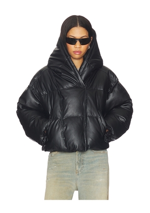 Diesel Willey Puffer Jacket in Black. Size 36. Also in 38, 40.