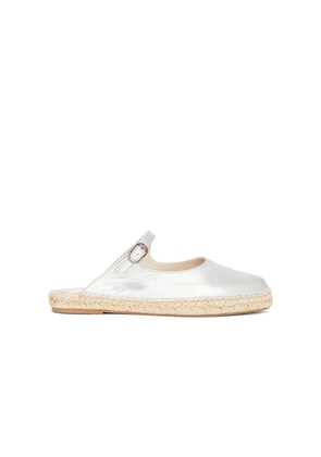 INTENTIONALLY BLANK Reports Flat in Metallic Silver, grey. Size 36. Also in 38, 39, 40, 41.