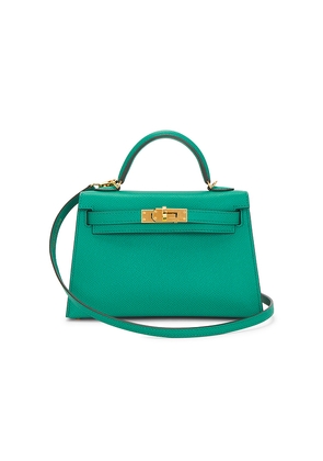 FWRD Renew Hermes Veau Epsom Kelly 20 Handbag in Green.