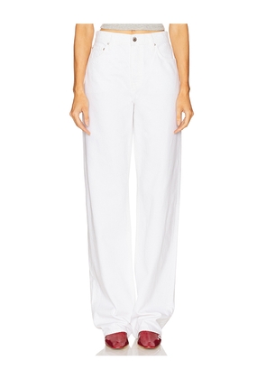 GRLFRND Bella Low Rise Boyfriend in White. Size 24. Also in 25, 26, 27, 28, 29, 31, 32.