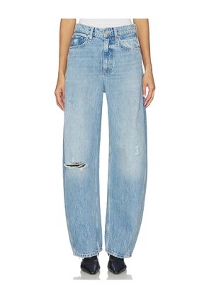 Hudson Jeans Bailey Relaxed Barrel Jeans in Blue. Size 23. Also in 25, 24, 26, 27, 28, 29, 30, 31, 32, 33, 34.