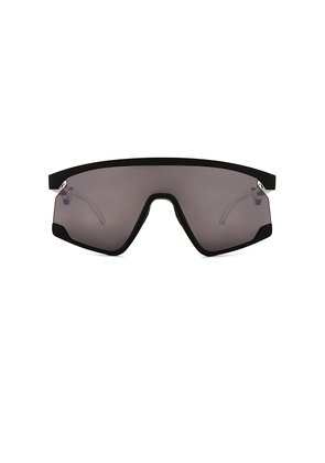 Oakley Bxtr Sunglasses in Black.