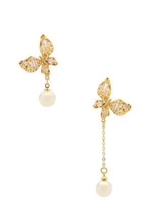 Natalie B Jewelry She's A Flutter Earring in Metallic Gold.