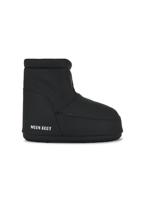 MOON BOOT Icon Low No Lace Rubber Boot in Black. Size 39-41. Also in 42-44, 45-47.