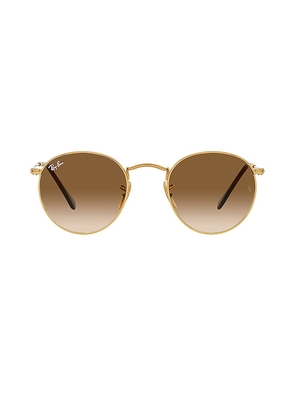 Ray-Ban Round Metal in Metallic Gold.