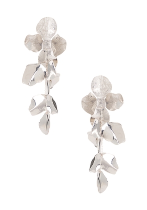 SHASHI Ruellia Large Earring in Metallic Silver.