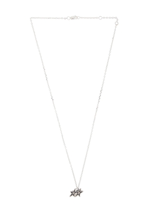 Two Jeys Tilted Necklace in Metallic Silver.