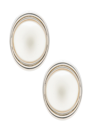 retrofete Sanaa Earring in Metallic Silver.