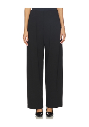 PISTOLA Eden Pleated Ponte Trouser in Black. Size 23. Also in 24, 25, 26, 27, 28, 29, 32, 33.