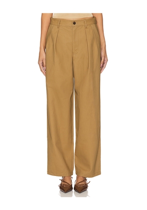 WAO Wide Leg Pleated Trouser in Brown. Size 26. Also in 30.
