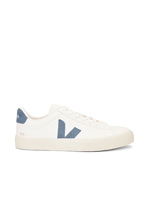 Veja Campo in White. Size 40. Also in 44.