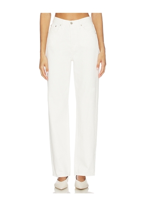 PISTOLA Cassie Super High Rise Straight Jeans in White. Size 23. Also in 24, 25, 26, 27, 28, 29, 30, 31, 32, 33.