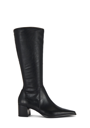 Vagabond Shoemakers Giselle Wide Shaft Boot in Black. Size 38. Also in 39.