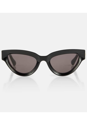 Bottega Veneta Cat-eye sunglasses