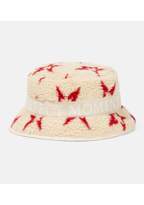 Perfect Moment Star sherpa fleece bucket hat