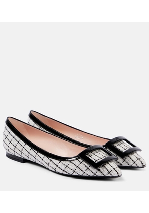 Roger Vivier Gommettine boucle ballet flats