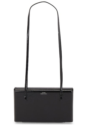 Toteme Cocktail Naplack Bag in Black - Black. Size all.