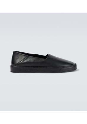 Giorgio Armani Leather loafers
