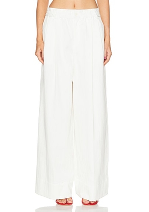Christopher John Rogers Elastic Waist Wide Leg Pant in Marshmallow - White. Size M (also in ).