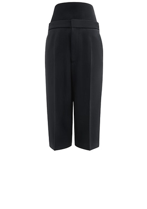 ALAÏA High Waisted Bermuda Short in Noir - Black. Size 38 (also in 40).