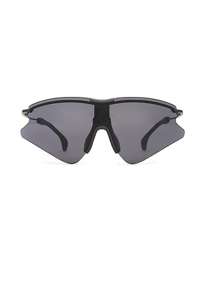 District Vision Kohei Aero Blade Ti in Graphite & D+ Onyx Mirror - Black. Size all.