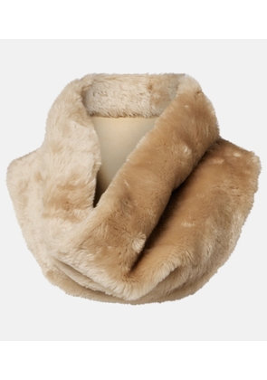 Toteme Shearling scarf
