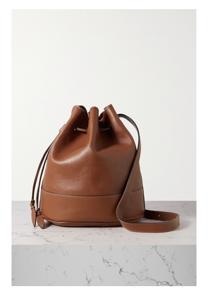 Hunting Season - The Extra Large Drawstring Leather Bucket Bag - Brown - One size