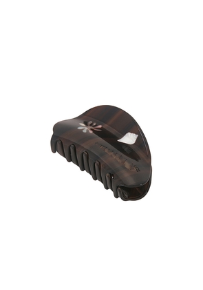 Casa Clara Kaia Hair Claw Clip in Brown.