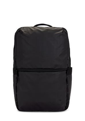 The North Face Base Camp Voyager Daypack in Black.