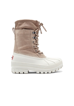 Hunter Skylar Boot in Brown. Size 6. Also in 7, 8, 9, 10.