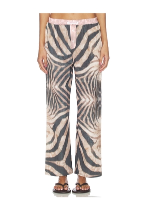 HAND OVER Samuel Pant in Tan,Black. Size XS. Also in S, M, L, XL.