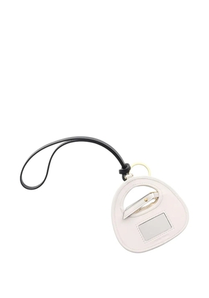 Miu Miu Pre-Owned 2020s Wander bag charm key ring accessories - White