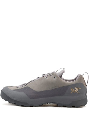 Arc'teryx Konseal GTX lace-up sneakers - Grey