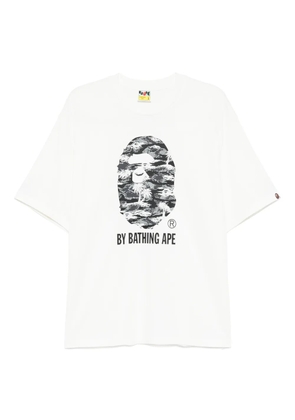 A BATHING APE® logo-printed T-shirt - White