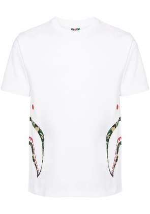 A BATHING APE® logo-printed T-shirt - White