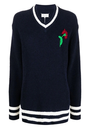 Maison Margiela floral-embroidered V-neck jumper - Blue