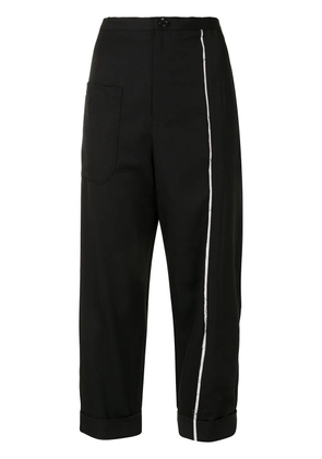 Y's seam-detail cropped trousers - Black