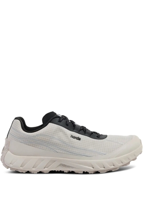 norda 002 'cinder' sneakers - Grey