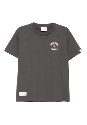 FINGERCROXX logo-print T-shirt - Grey