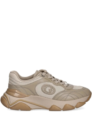 GUESS USA Morriz logo-patch sneakers - Neutrals