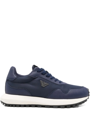 Emporio Armani logo-plaque sneakers - Blue