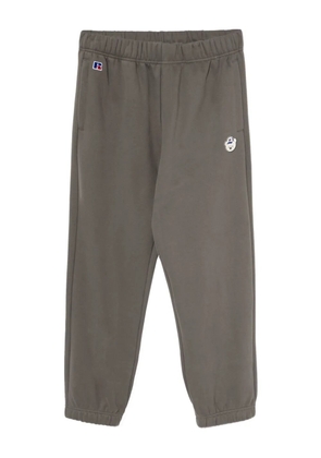 CHOCOOLATE x Russell Athletic bear-embossed trousers - Grey