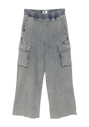 izzue logo-patch trosuers - Blue