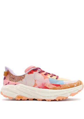 HOKA Speedgoat 6 sneakers - Pink