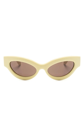 Nanushka Trysta cat-eye sunglasses - Yellow
